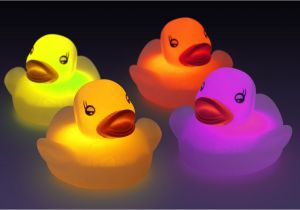 Baby Bathtub with Temperature Control Water Sensor Activated Flash Rubber Ducky Set Flashing