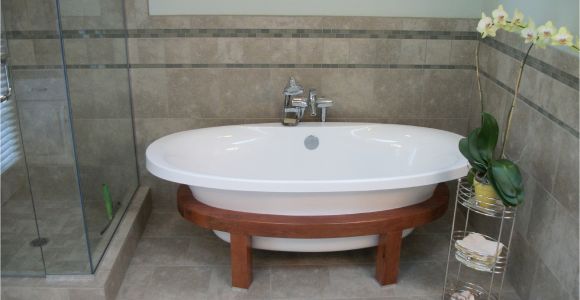 Bathtub Freestanding or Built In Tile