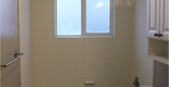 Bathtub Surround for Window How to Remove A Tile Tub Surround with Metal Mesh