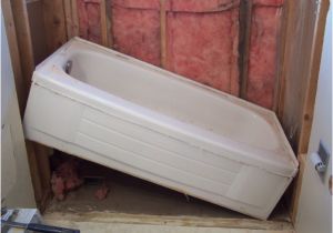 Bathtub Surround Repair How to Remove and Replace A Bathtub