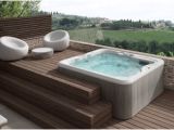 Bathtub Vs Jacuzzi Jacuzzi Vs Hot Springs Spas 2019 Brand Parison