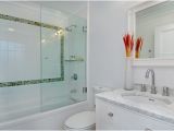 Bathtubs Doors E Should I Replace My Bathtub Door