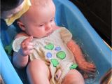 Bathtubs for New Baby Summer Infant Cushy Cradler Newborn Baby Bath Review