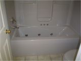 Bathtubs with Surround Walls Archives for May 2013