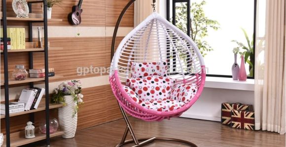Bedroom Chairs that Hang From the Ceiling Hanging Out In Style 20 Awesome Indoor Hanging Chair Ideas