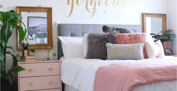 Bedroom Ideas for Teen Girls Surprise Teen Girl S Bedroom Makeover