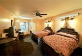Best 2 Bedroom Suites Near Disney World Disney Resort Hotels Disney S Caribbean Beach Resort Pirate Room