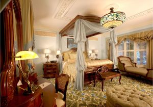 Best 2 Bedroom Suites Near Disney World Take A Peek Inside Disneyland S Dream Suite