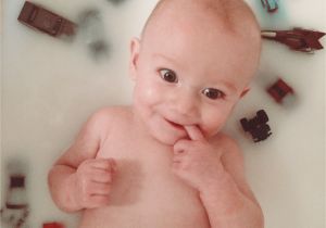 Best Bathtub for Babies Baby Boy 6 Month Milk Bath Breastfeeding Milestone Baby