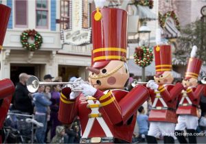Best Christmas Decorations at Disney World Christmas at Disneyland and Disney California Adventure