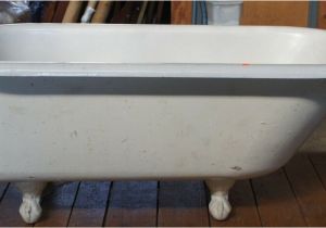 Clawfoot Bathtub 60 Vintage Roll Rim White Cast Iron original Clawfoot Bathtub