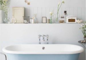 Clawfoot Bathtub Bathroom Ideas Bathroom with Wainscoting and Clawfoot Tub Cleaning