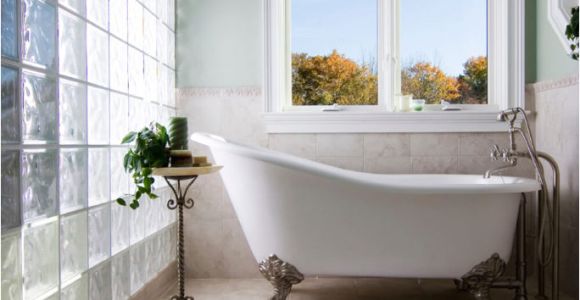 Clawfoot Bathtub Large 33 Relaxing Clawfoot Bathroom Tub Ideas S
