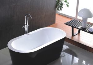 Club Foot Bathtub Freestanding 67 Inch White and Black Acrylic Bathtub