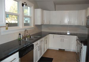 Countertops for White Kitchen Cabinets Kitchens with White Cabinets and Granite Countertops Awesome formica