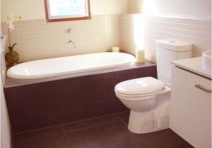 Deep Bathtubs for Small Bathrooms Australia Deep soaking Bathtub with Elegant Oval Recdessed Deep