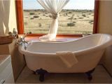 Diy Painting the Bathtub How to Paint A Bathtub Yourself A Plete Diy Guide