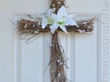 Easter Decorations for Outside 25 Easter and Spring Decorations Pinterest Easter Cross Easter