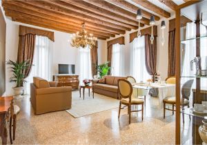 Eldoark Furniture San Teodoro Palace In Venice Rent Luxury Apartment In Venice Rialto