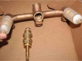 Freestanding Tub Faucet Leaking Plumbing How to Fix A Bathtub Faucet that Leaks Ly High