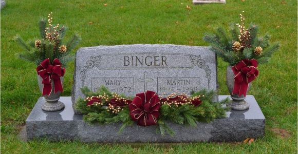 Gravesite Decorations Store We Specialize In Custom Grave Decorations and Live and Artificial