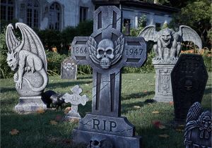 Halloween Cemetery Decoration Ideas Make Your Home the Spookiest One On the Block with A Creepy