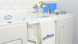 Handicap Bathtub Installer when is the Right Time to Install A Walk In Bathtub
