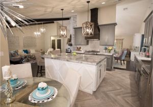 Hgtv Flip or Flop Decorating Ideas 10 Things to Know About Flip or Flop Vegas Hosts Bristol and Aubrey