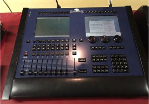 Hog Lighting Console wholehog 2 Lighting Console with Expansion Wing Gearsource