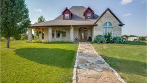 Homes for Sale In Aledo Gorgeous Equestrian Property 6 Stall Barn and Pool for Sale