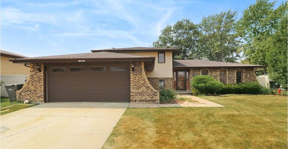 Homes for Sale In orland Park Il 14012 Timothy Drive orland Park Il 60462 John Greene Realtor