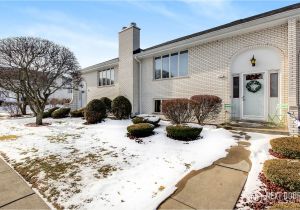 Homes for Sale In orland Park Il 15220 south 72nd Ct 27 orland Park Il 60462 Mls 09840800