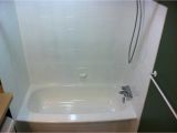 How Much Does It Cost to Refinish A Bathtub How to Get Professional Bathtub Refinishing Cost Bathtubs Information