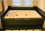 Jacuzzi Bathtub Manual where is the Motor Located for This Jacuzzi Whirlpool Tub