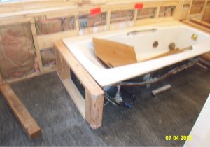 Jacuzzi Bathtub Undermount Bathroom Great Undermount Tub Design for Relaxing In Your