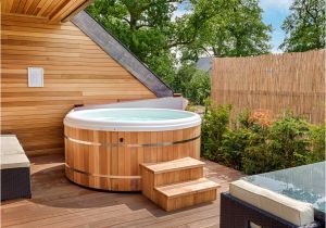 Jacuzzi Bathtubs Uk Luxury Hot Tub Holidays & Breaks Uk Darwin Escapes