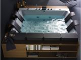 Large Bathtubs for 2 Different Types Of Bathtubs