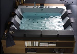 Large Bathtubs for 2 Different Types Of Bathtubs