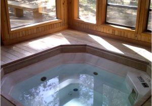 Large Jacuzzi Bathtubs Traditional Black butte Ranch House Features Big