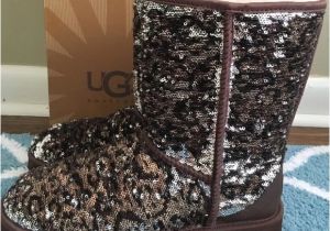 Light Pink Uggs Ugg Classic Short Boots Leopard Reverse Sequins Gently Worn with