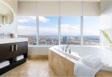 Luxury Bathtubs Canada the Bubbliest Private Jacuzzi Rooms Across Canada