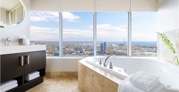 Luxury Bathtubs Canada the Bubbliest Private Jacuzzi Rooms Across Canada
