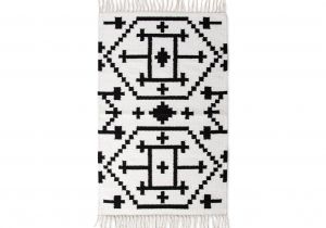 Nate Berkus Black and White Kilim Rug Target Rugs are the Bomb Especially This One by Nate Berkus Spy
