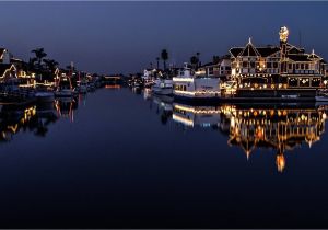 Newport Beach Christmas Lights Cruise Huntington Beach Cruise Of Lights Viewing Guide