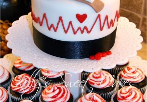 Nursing School Party Decorations Here is A New Nursing Cake with Cupcakes Finally One that Looks