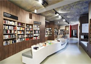 Ny School Of Interior Design Library Long Narrow Bookstore Interior Design Library Bookstore