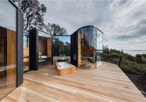 Outdoor Bathtub Tasmania Design Cues From the Nature and Timber that Surrounds