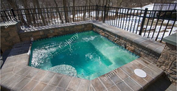 Outdoor Bathtub Winter Jaccuzi Stock S & Jaccuzi Stock Alamy