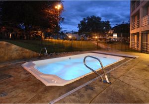 Outdoor Jetted Bathtub Outdoor Jacuzzi at Night Home Decorating Ideas