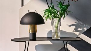 Over the Couch Reading Lamp Hm Home This Modern sofa Table with A Metal Table Lamp A Large